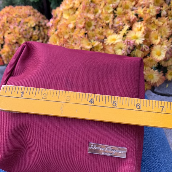 ✨Salvatore Ferragamo Toiletries Bag - Picture 6 of 10